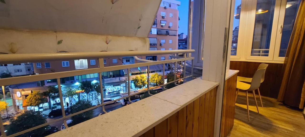 Oro Apartments Тирана Екстер'єр фото