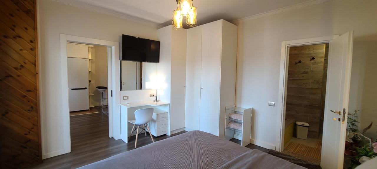 Oro Apartments Тирана Екстер'єр фото