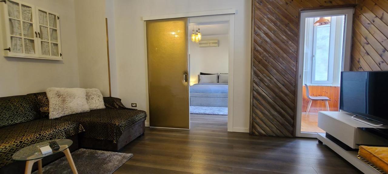 Oro Apartments Тирана Екстер'єр фото